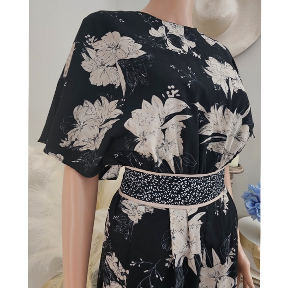 NWT Piper & Scoot Black & Blush Flowy Sleeves Defined Waist Wide Legs Jumpsuit - Picture 3 of 9